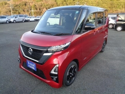 NISSAN ROOX