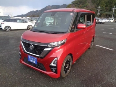 NISSAN ROOX