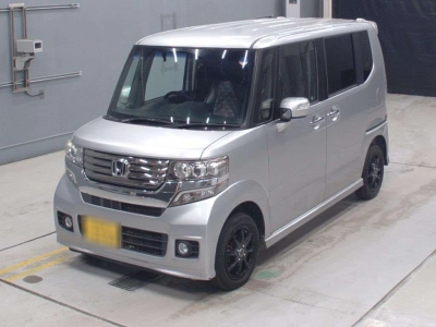 HONDA N BOX CUSTOM