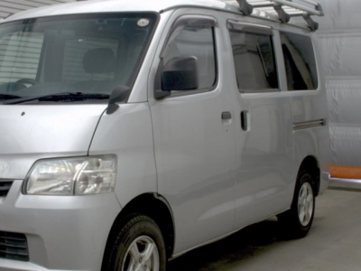TOYOTA TOWN ACE VAN