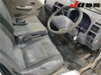 NISSAN VANETTE TRUCK