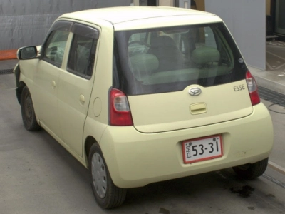 DAIHATSU ESSE