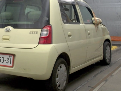 DAIHATSU ESSE