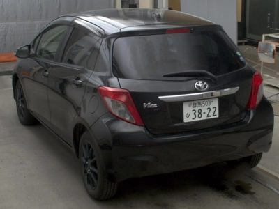TOYOTA VITZ