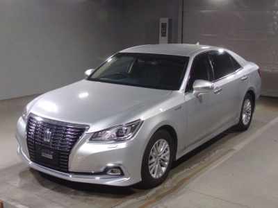 TOYOTA CROWN HYBRID