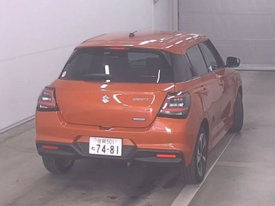 SUZUKI SWIFT