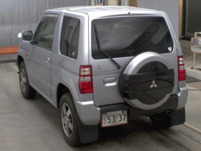 MITSUBISHI PAJERO MINI