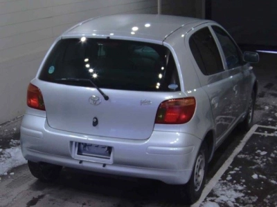 TOYOTA VITZ