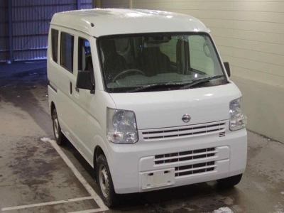 NISSAN NV100 CLIPPER