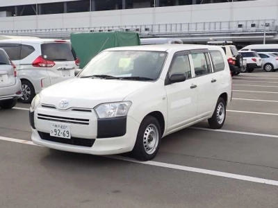 TOYOTA SUCCEED VAN
