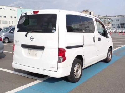 NISSAN NV200 VANETTE VAN