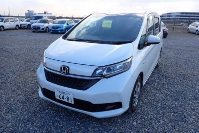 HONDA FREED+