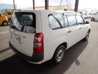 TOYOTA SUCCEED VAN