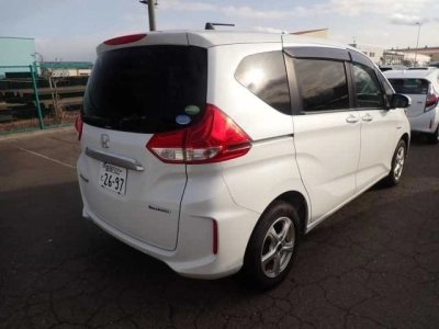 HONDA FREED+