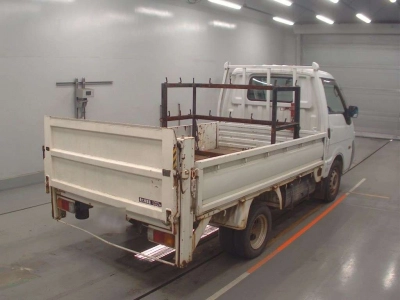 NISSAN VANETTE TRUCK