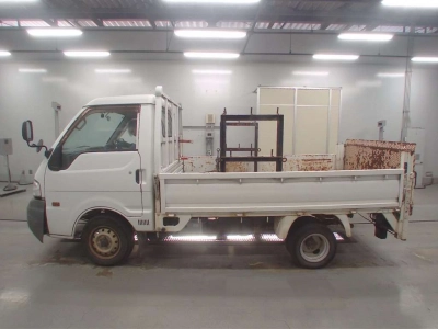 NISSAN VANETTE TRUCK