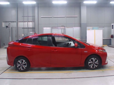 TOYOTA PRIUS PHV