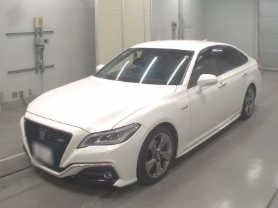TOYOTA CROWN HYBRID