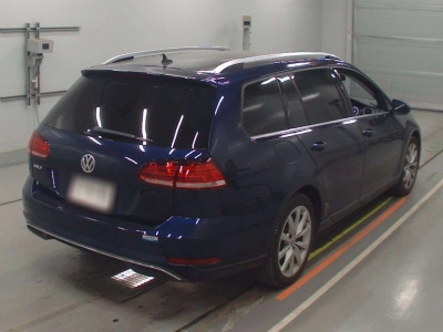 VOLKSWAGEN GOLF VARIANT