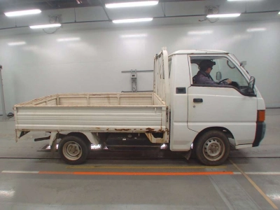 MITSUBISHI DELICA TRUCK