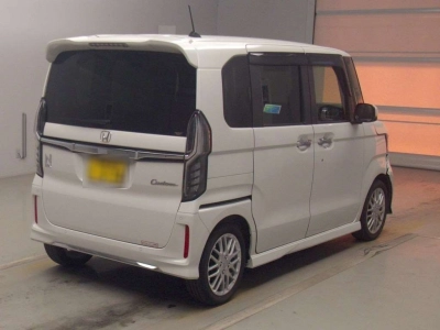 HONDA N BOX CUSTOM