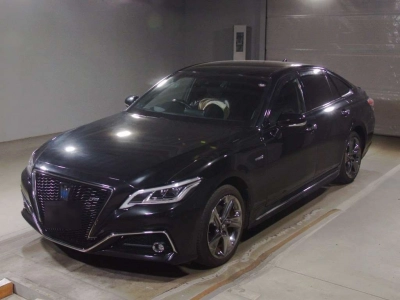 TOYOTA CROWN HYBRID