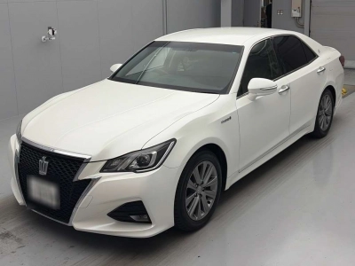 TOYOTA CROWN HYBRID