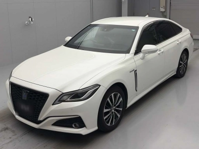 TOYOTA CROWN HYBRID