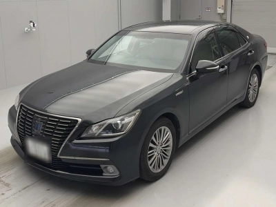 TOYOTA CROWN HYBRID