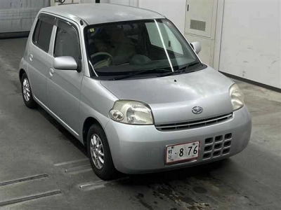 DAIHATSU ESSE