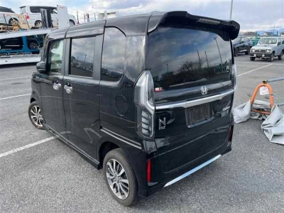 HONDA N BOX CUSTOM