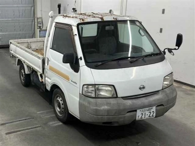 NISSAN VANETTE TRUCK