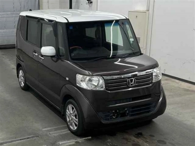 HONDA N BOX +