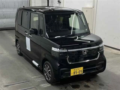 HONDA N BOX CUSTOM