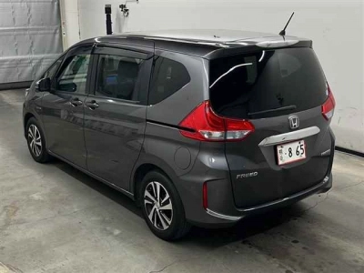 HONDA FREED HYBRID