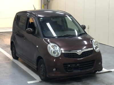 SUZUKI MRWAGON