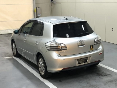TOYOTA BLADE