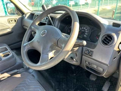 NISSAN CARAVAN