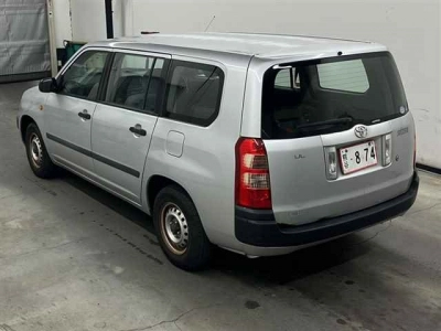 TOYOTA SUCCEED VAN