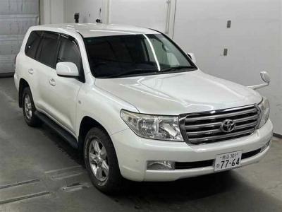 TOYOTA LAND CRUISER