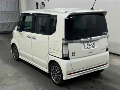 HONDA N BOX CUSTOM