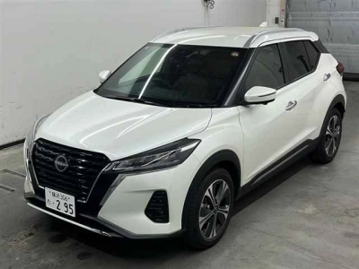 NISSAN KICKS