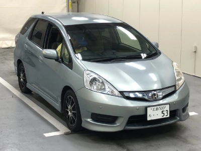 HONDA FIT SHUTTLE