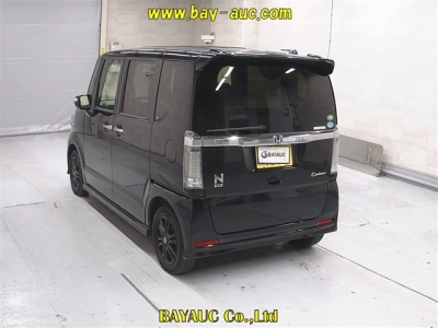 HONDA N BOX CUSTOM
