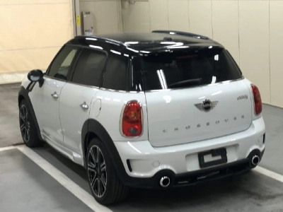 MINI MINI CROSSOVER