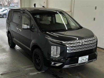 MITSUBISHI DELICA D:5