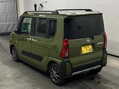 DAIHATSU TANTO FUN CROSS