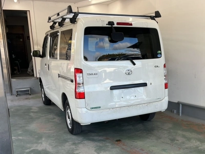 TOYOTA TOWN ACE VAN