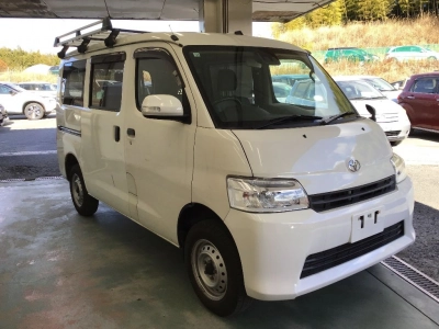 TOYOTA TOWN ACE VAN