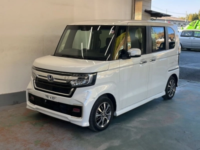 HONDA N BOX CUSTOM